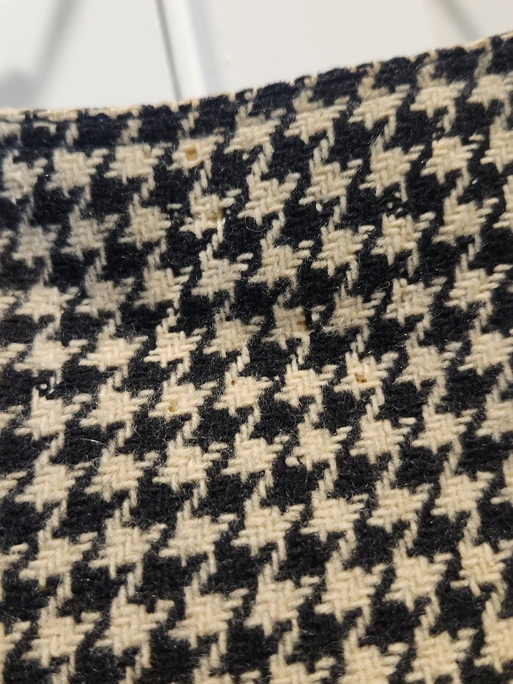 Vintage Coach Houndstooth Canvas Shoulder Bag in Black & Cream - Picture 2 of 8